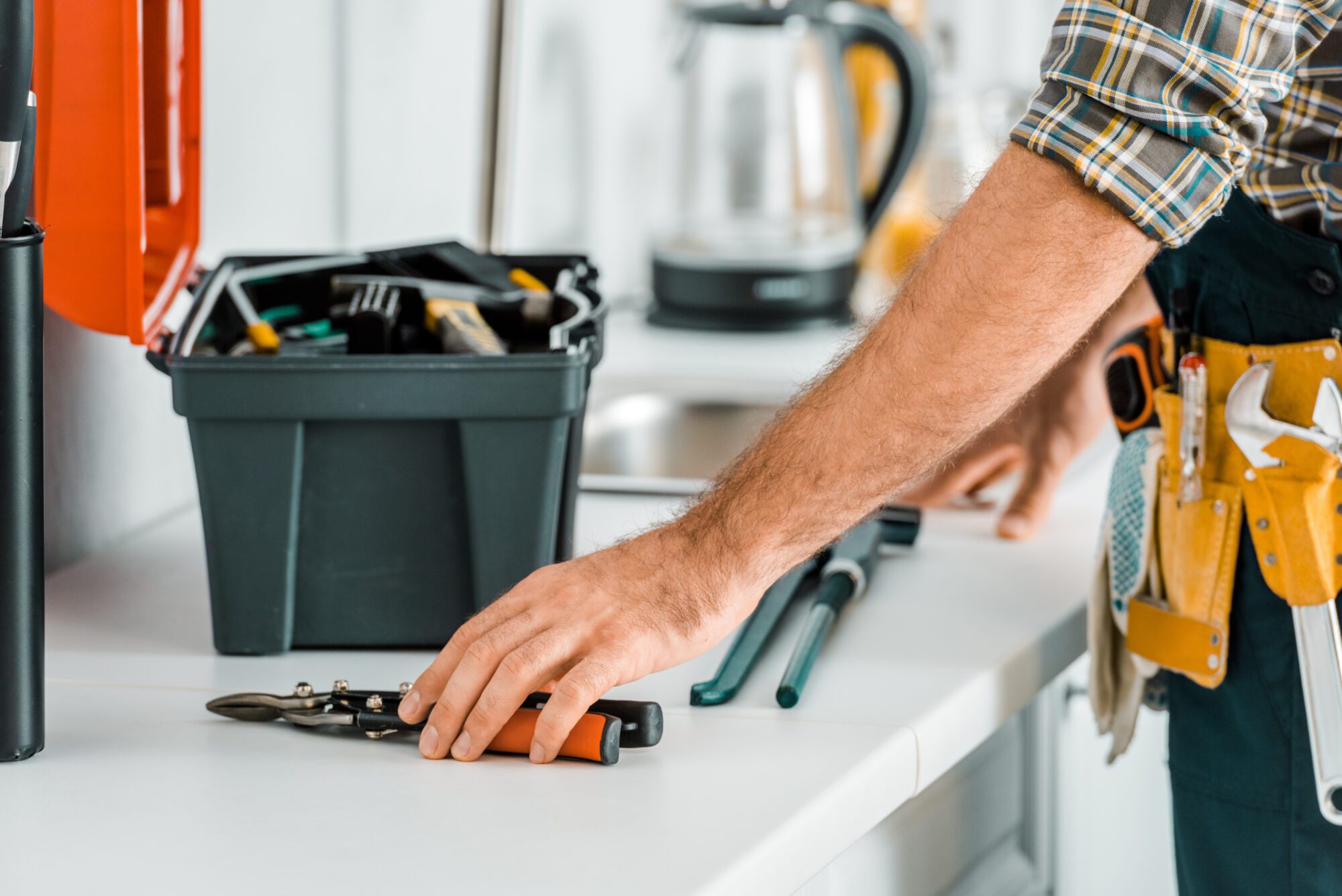 can the superintendent perform work in building units?